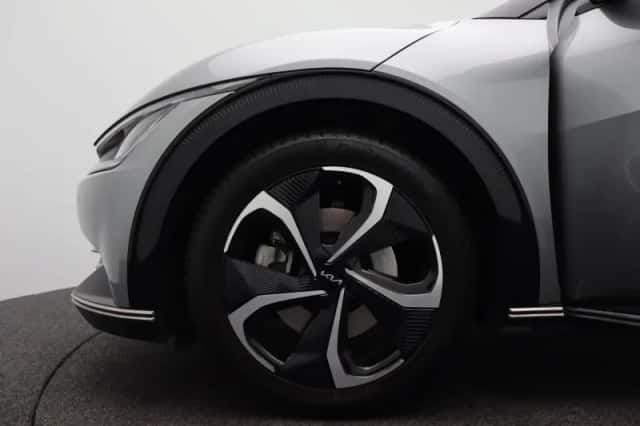 Kia EV6 (2023) thumbnail 15