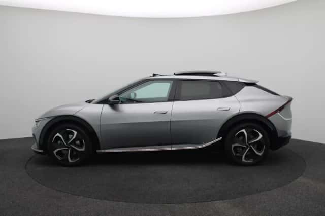 Kia EV6 (2023) thumbnail 4