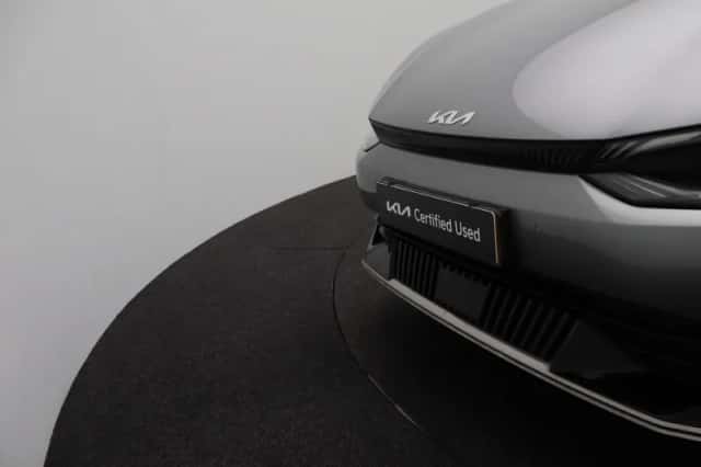 Kia EV6 (2023) thumbnail 36