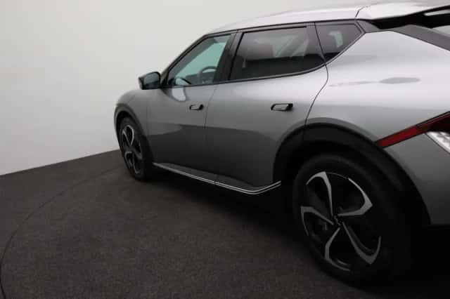 Kia EV6 (2023) thumbnail 37