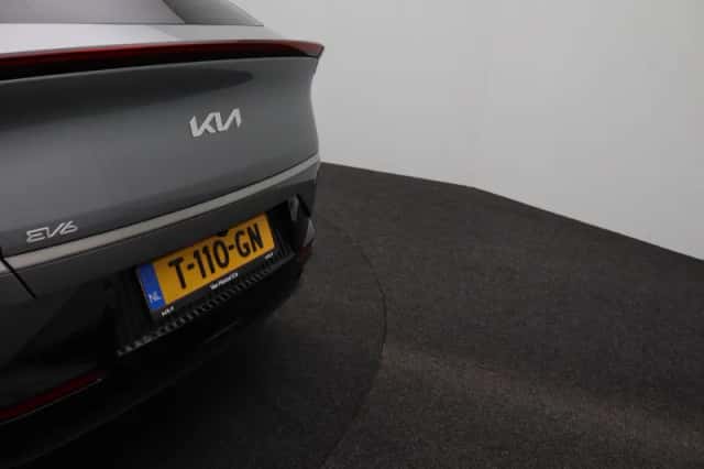Kia EV6 (2023) thumbnail 38