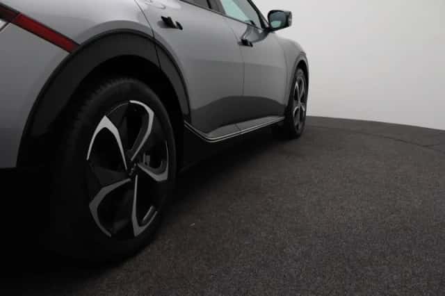 Kia EV6 (2023) thumbnail 39