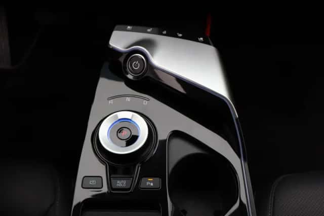 Kia EV6 (2023) thumbnail 10