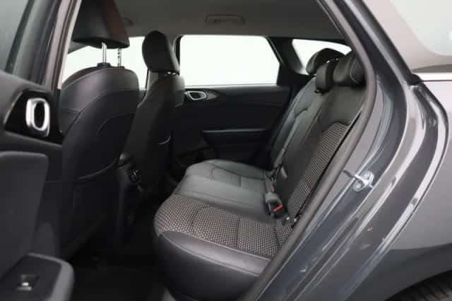 Kia Ceed Sportswagon (2024) thumbnail 14