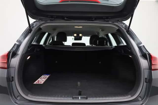 Kia Ceed Sportswagon (2024) thumbnail 16