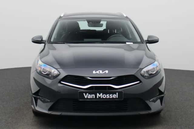 Kia Ceed Sportswagon (2024) thumbnail 5