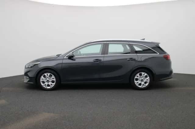 Kia Ceed Sportswagon (2024) thumbnail 6