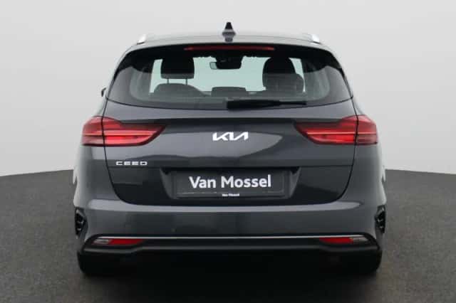 Kia Ceed Sportswagon (2024) thumbnail 7