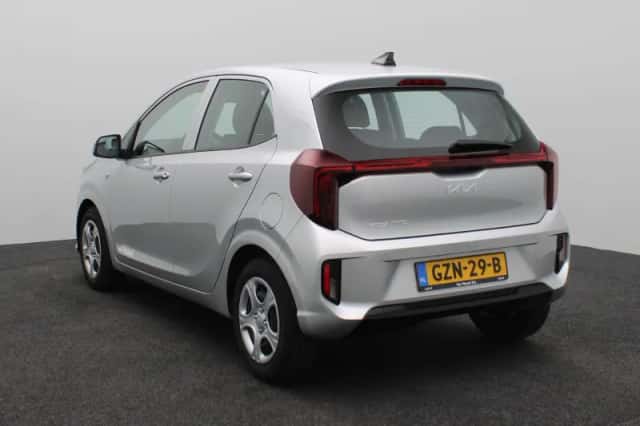 Kia Picanto (2025) thumbnail 4