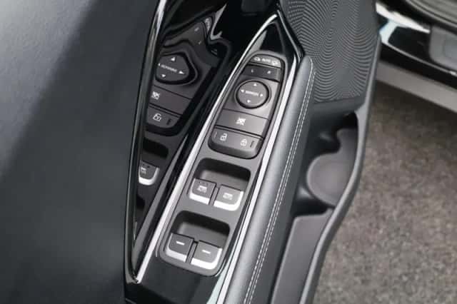 Kia Niro (2020) thumbnail 26