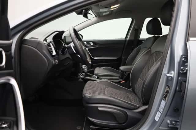 Kia Ceed Sportswagon (2024) thumbnail 13