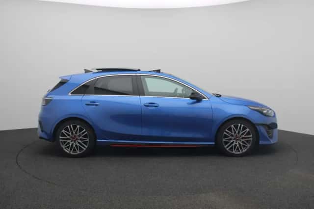 Kia Ceed (2024) thumbnail 8