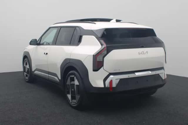 Kia EV3 (2026) thumbnail 3