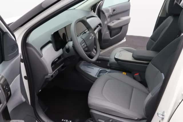 Kia EV3 (2026) thumbnail 5