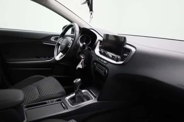 Kia Ceed Sportswagon (2025) thumbnail 31
