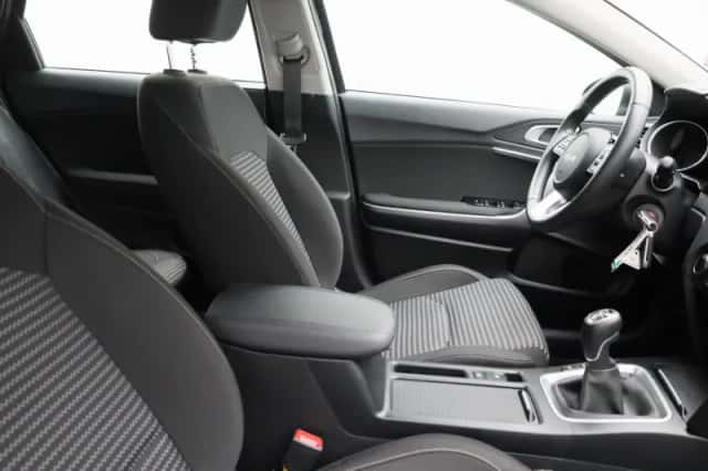 Kia Ceed Sportswagon (2025) thumbnail 32