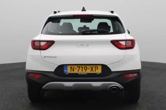 Kia Stonic (2022) thumbnail 7