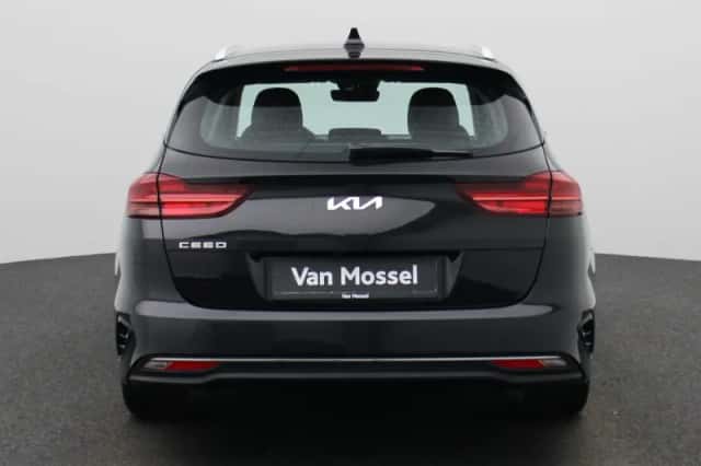 Kia Ceed Sportswagon (2024) thumbnail 7