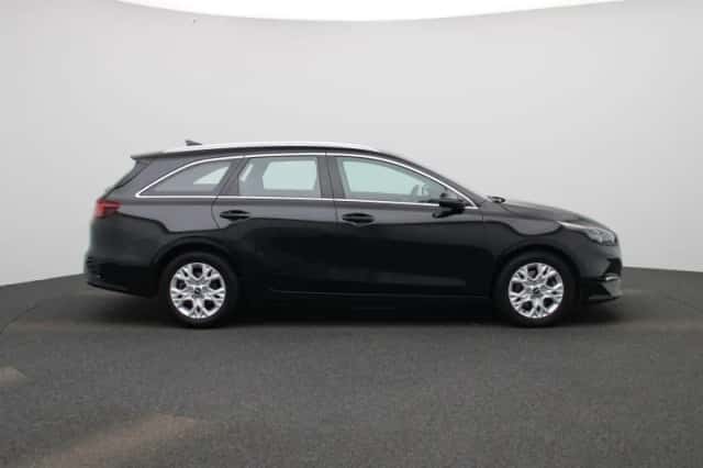 Kia Ceed Sportswagon (2024) thumbnail 8