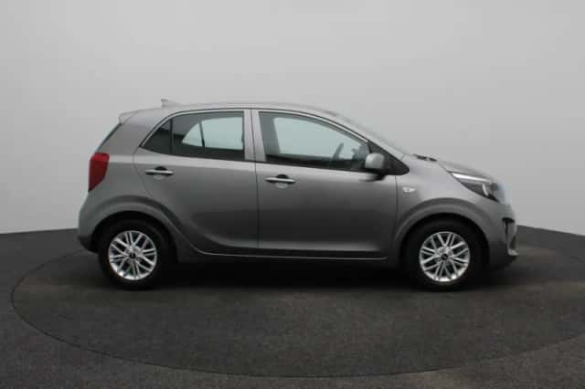 Kia Picanto (2023) thumbnail 6