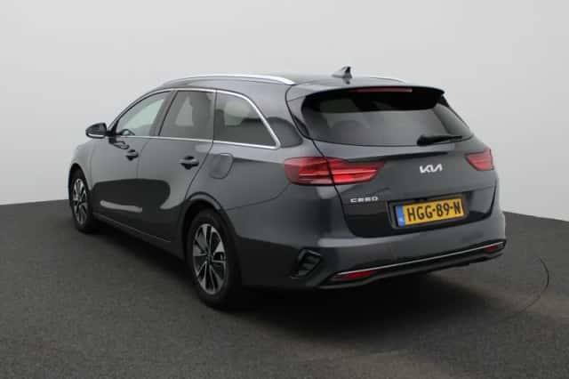 Kia Ceed Sportswagon (2025) thumbnail 4