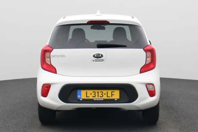Kia Picanto (2021) thumbnail 6