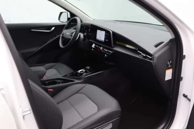 Kia Niro (2026) thumbnail 6