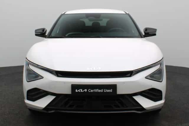 Kia EV6 (2025) thumbnail 5