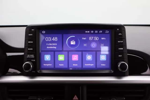 Kia Picanto (2022) thumbnail 18