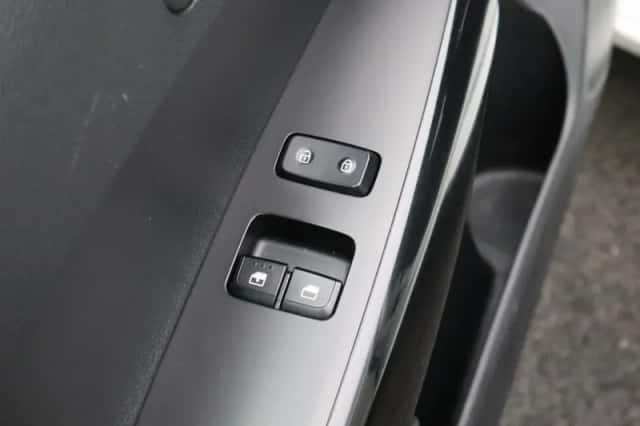 Kia Picanto (2022) thumbnail 26