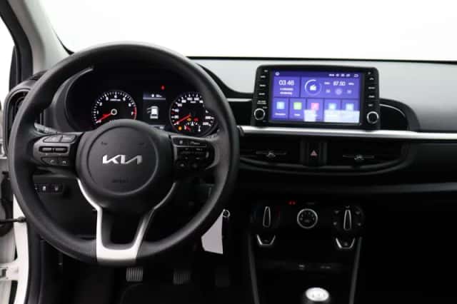 Kia Picanto (2022) thumbnail 9
