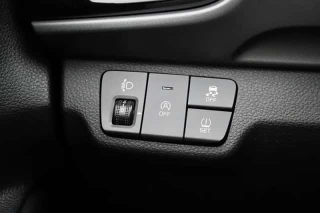 Kia Stonic (2024) thumbnail 22