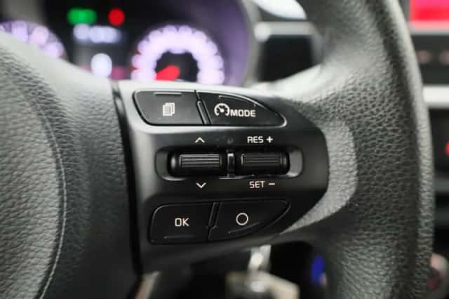 Kia Picanto (2021) thumbnail 17