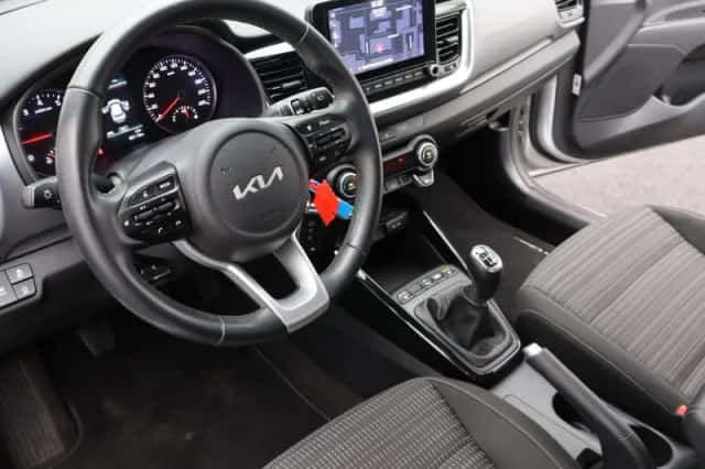 Kia Stonic (2022) thumbnail 29