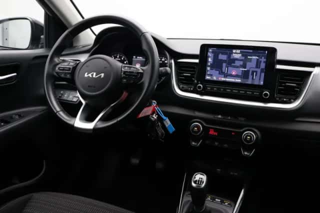 Kia Stonic (2022) thumbnail 31