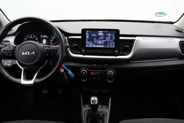 Kia Stonic (2022) thumbnail 32