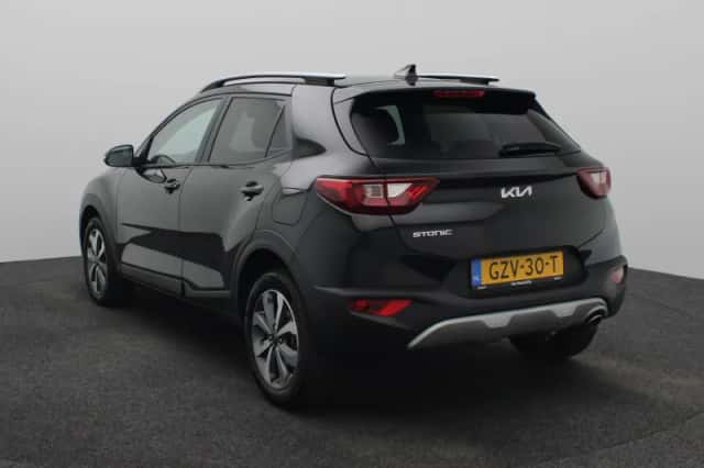 Kia Stonic (2025) thumbnail 4