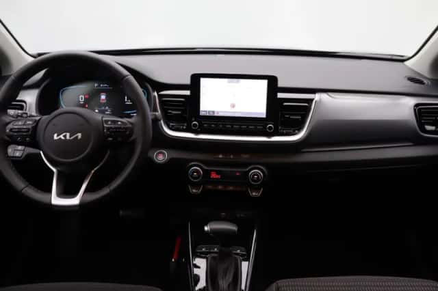 Kia Stonic (2025) thumbnail 32