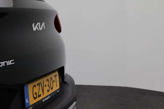 Kia Stonic (2025) thumbnail 38
