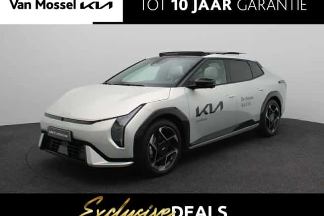 Kia EV4 (2025) thumbnail 1