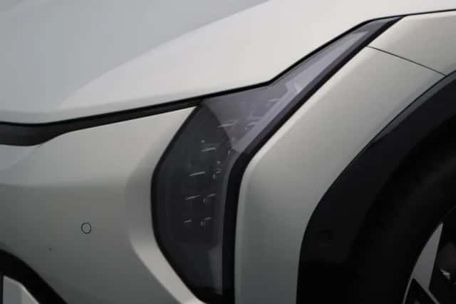 Kia EV4 (2025) thumbnail 14