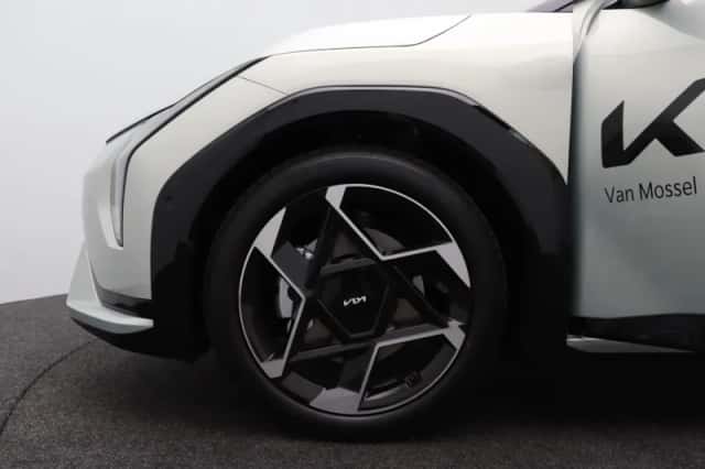 Kia EV4 (2025) thumbnail 15