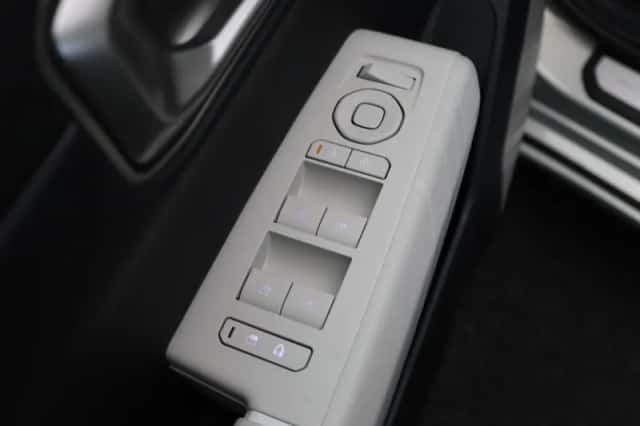 Kia EV4 (2025) thumbnail 24