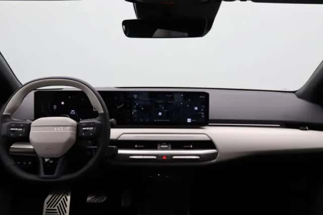Kia EV4 (2025) thumbnail 33