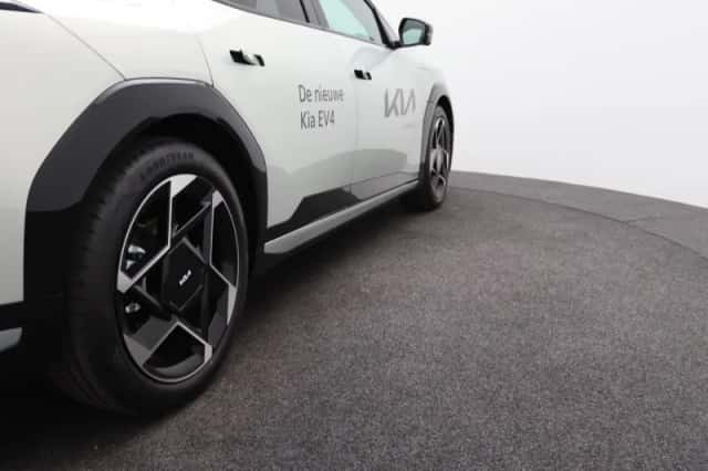 Kia EV4 (2025) thumbnail 40