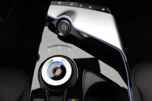 Kia EV6 (2023) thumbnail 14