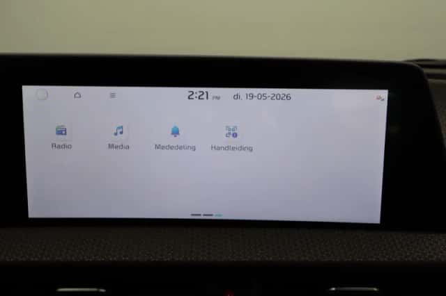 Kia EV6 (2023) thumbnail 23