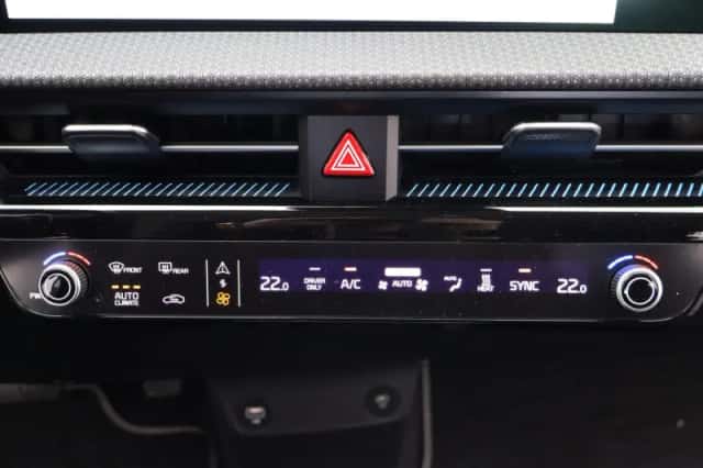 Kia EV6 (2023) thumbnail 24