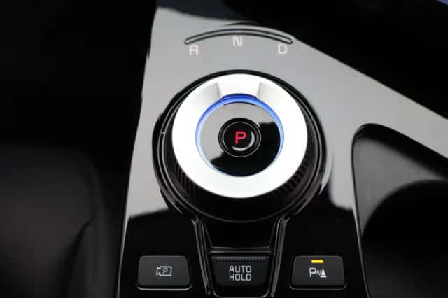 Kia EV6 (2023) thumbnail 28