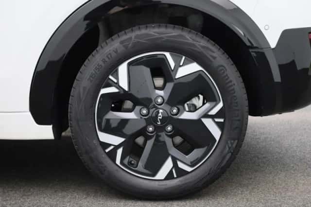 Kia Niro EV (2025) thumbnail 15